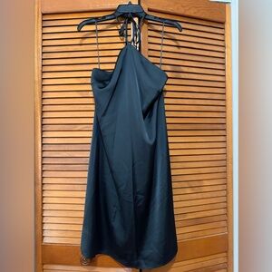 Lé’ AL.X Black Backless Mini Dress, NWT Size M. Perfect for a night out.
